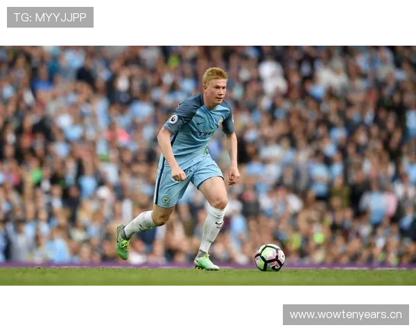 德布劳内:从边前卫到中场核心的角色演变分析