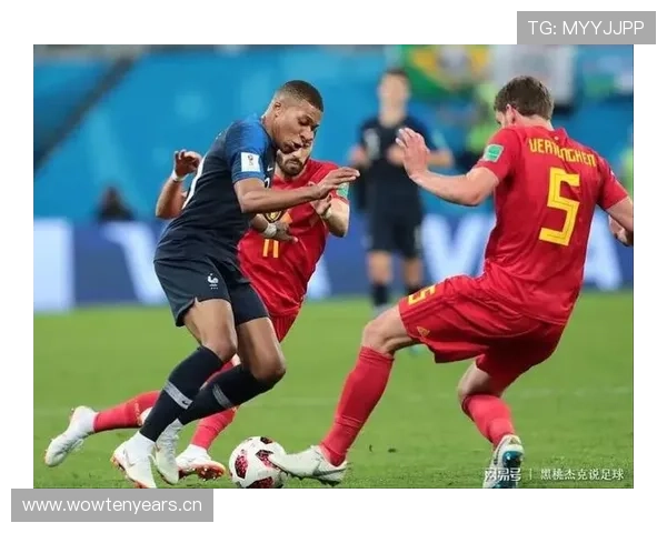 格列兹曼与德布劳内攻击推进偏向差异形成