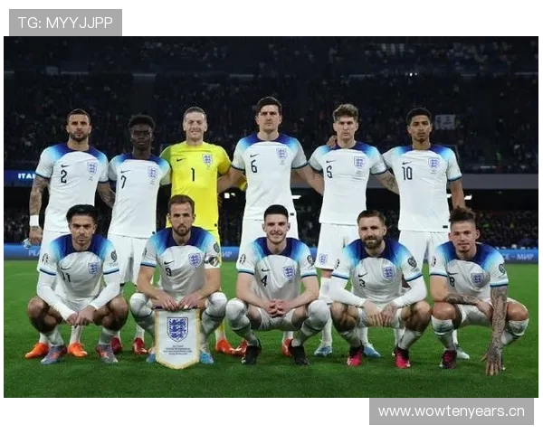 赖斯与贝林厄姆：中场攻守角色与职能差异解析