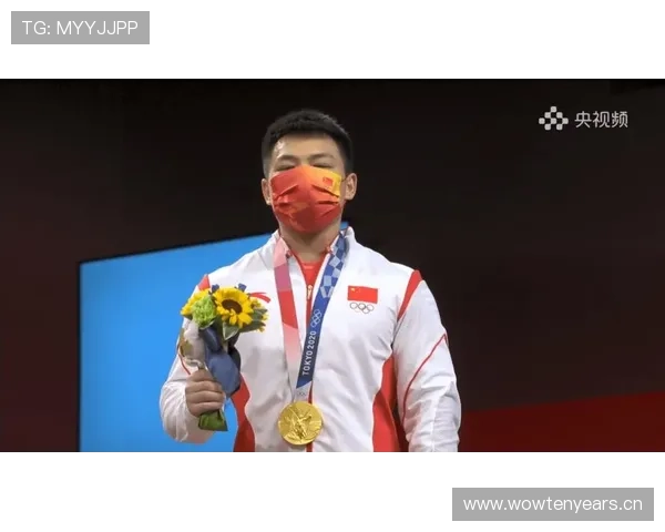 谌利军一天三顿豪餐，队友怀疑他家开饭店呢？