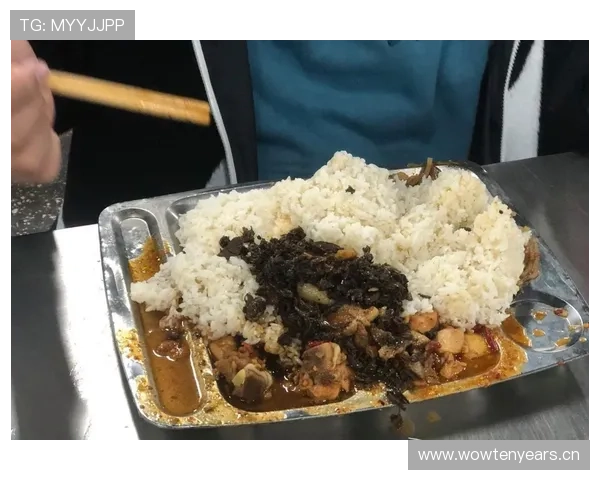 辛德hu一天吃八顿？这饭量谁顶得住啊